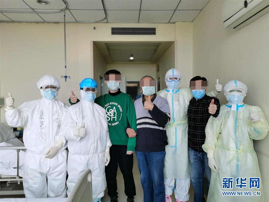 （聚焦疫情防控·圖文互動(dòng)）（2）重癥醫(yī)生王洪亮：“沖在前，守到底”